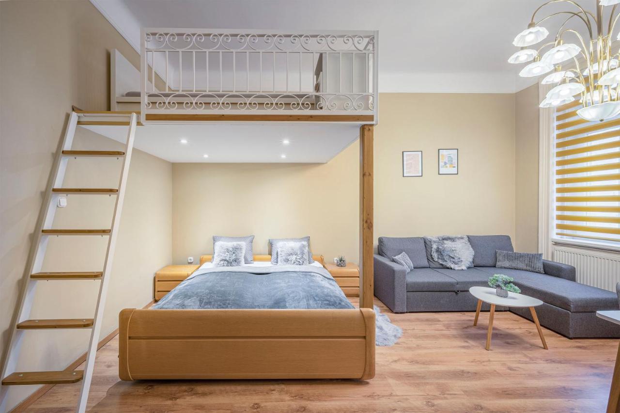 Corvin City Apartment By Nw Budapeşte Dış mekan fotoğraf