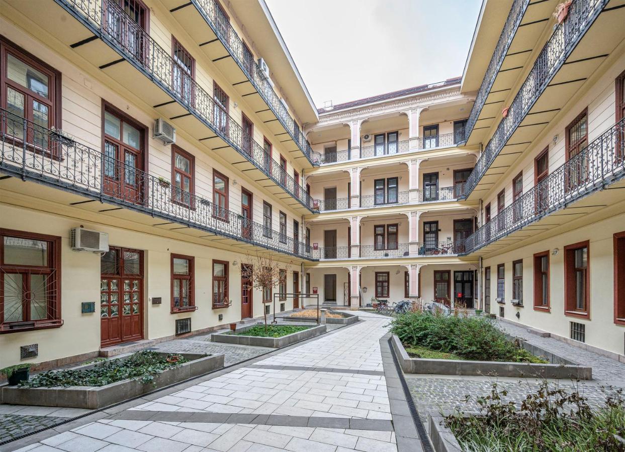 Corvin City Apartment By Nw Budapeşte Dış mekan fotoğraf